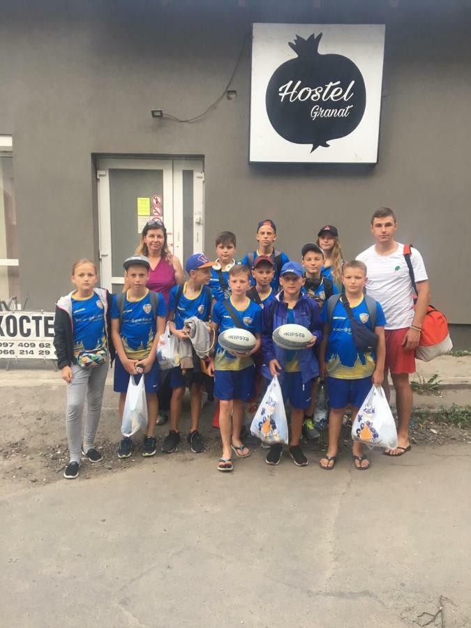 Hostel -Hotel Granat Rivne City エクステリア 写真